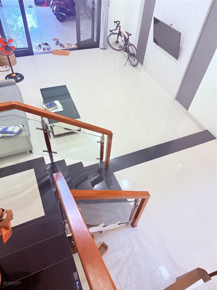 Bán nhà 3 tầng ngã 3 đường mạc đăng dung nam tri phương hoà xuân đà nẵng giá rẻ