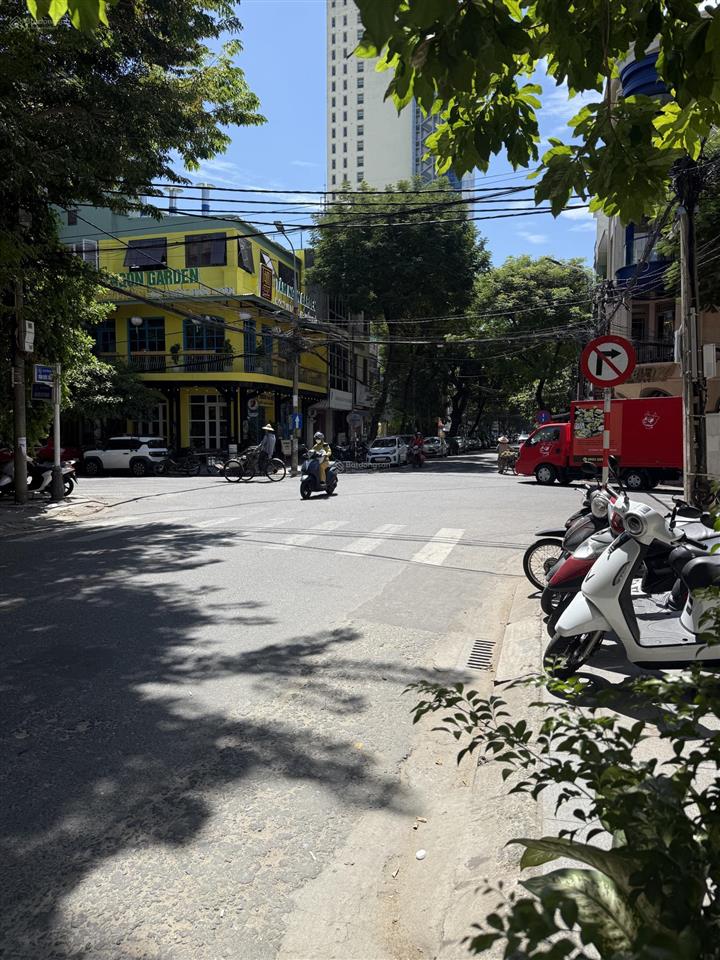 Bán nhà 4 tầng đường trần quốc toản, hải châu, đà nẵng giá rẻ