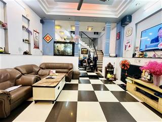 Chủ gấp bán tân bình giáp q10, ngang 5m hiếm 5pn chỉ 7.9 tỷ đồng