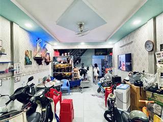 Hiếm gặp tân bình lạc long quân xe hơi vào nhà 47m2 nở hậu 7m sát mặt tiền chỉ 5.75 đồng