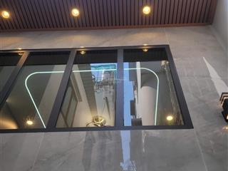 Nhà mới lý thái tổ q10 gần bv nhi đồng i dtsd 78m2 3pn chỉ 5.4 tỏi