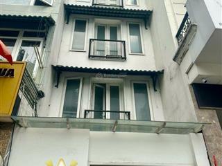 Sát sân bay tân sơn nhất mặt tiền 12m 5tầng 9pn khép kín dòng tiền cực tốt chỉ 15.5 tỷ đồng tl tốt