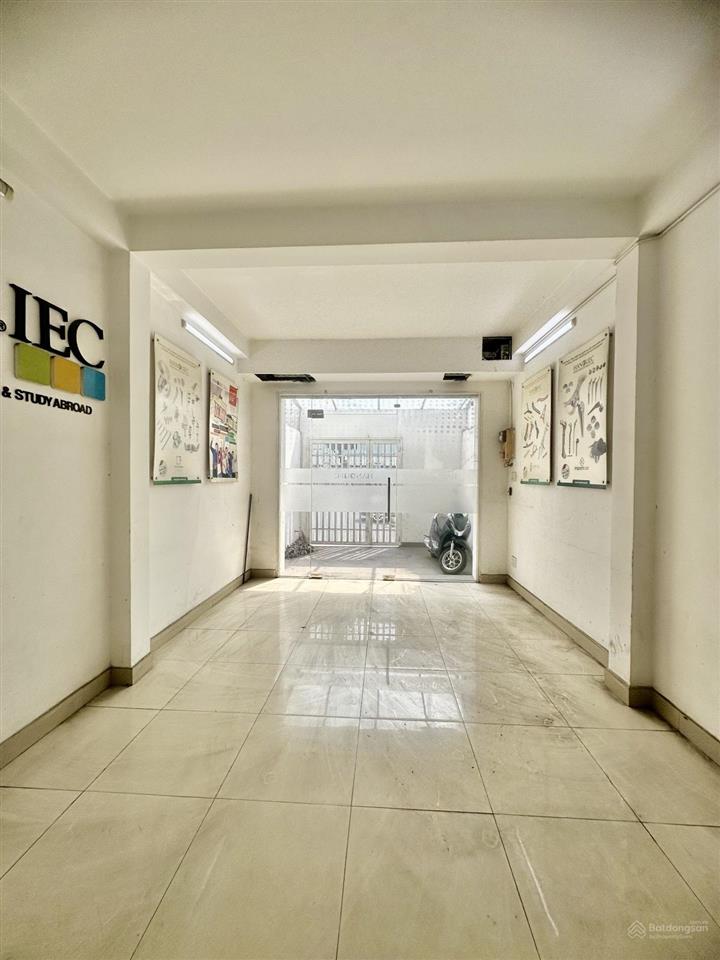 Sát sân bay tân sơn nhất mặt tiền 12m 5tầng 9pn khép kín dòng tiền cực tốt chỉ 15.5 tỷ đồng tl tốt