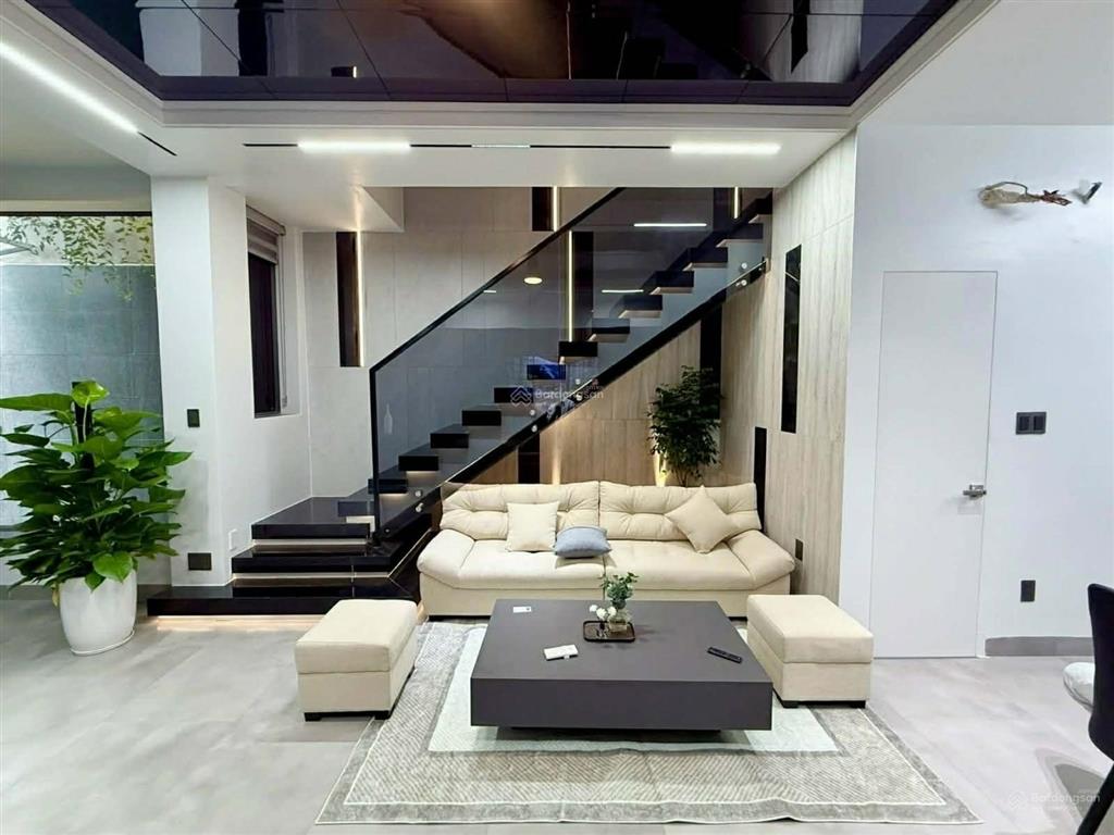 Siêu phẩm 3/2 quận 10 61m2 4 tầng full nội thất cao cấp chỉ 14.86 tỷ