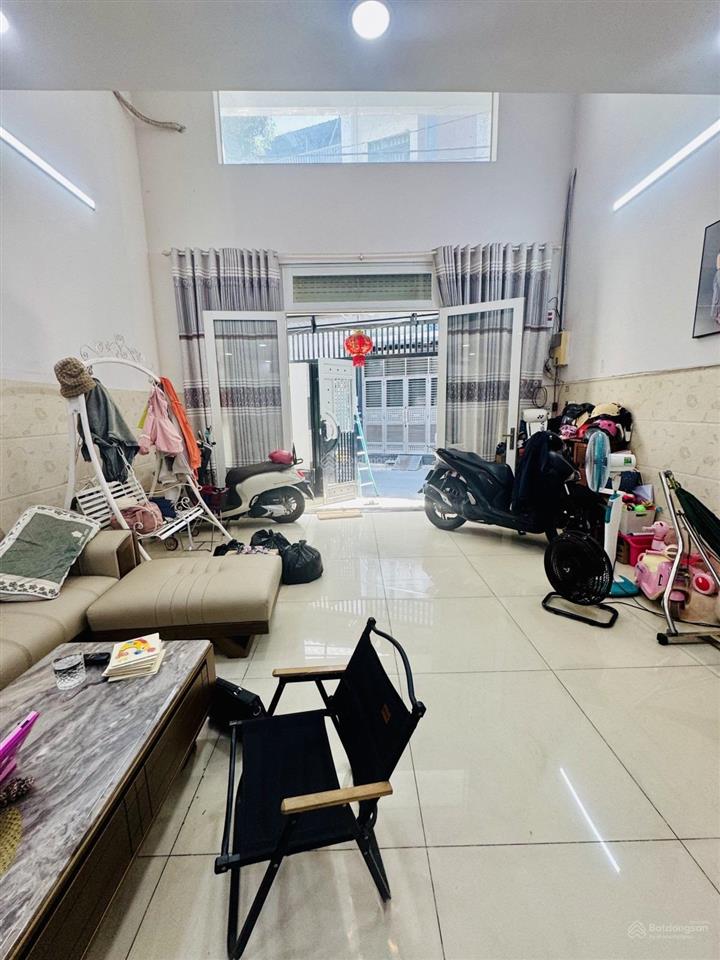 Nhà đẹp ngay ngã tư âu cơ lạc long quân 60m2 ngang 5.5m hiếm xe hơi vào nhà nhỉnh 7.78 t.ỷ