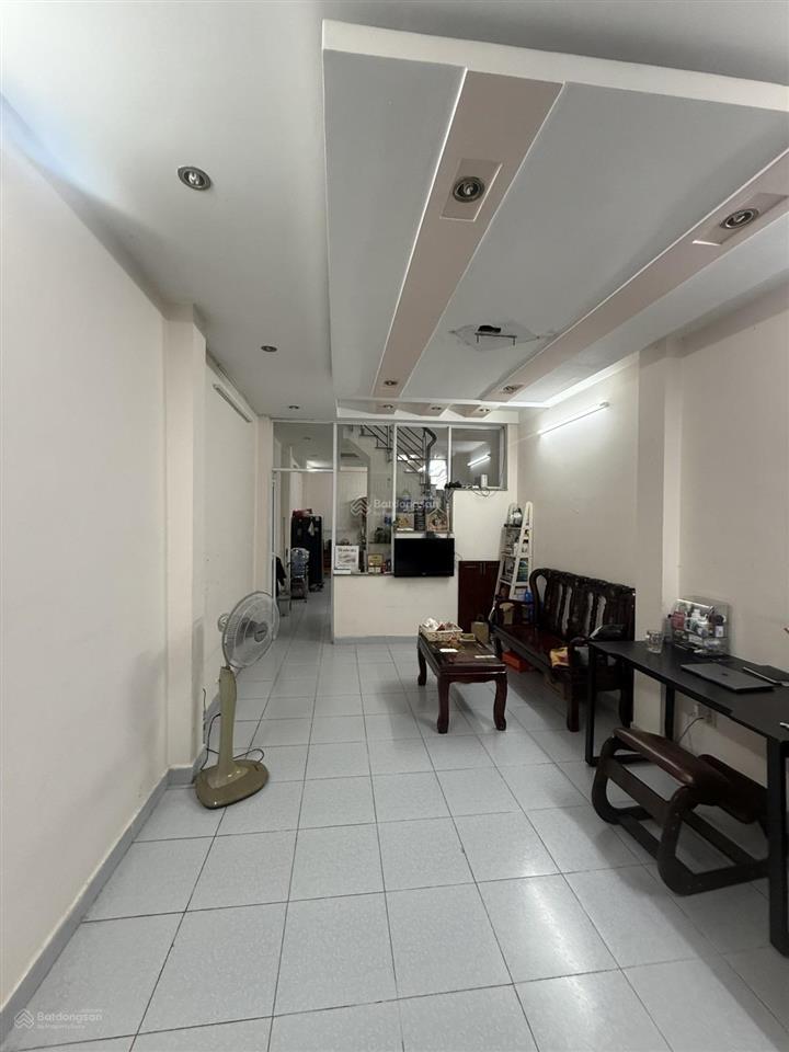 Nhà trung tâm quận 3 hẻm cách mạng tháng 8 giá tốt hiến có 55m2 chỉ 5.9 tỷ