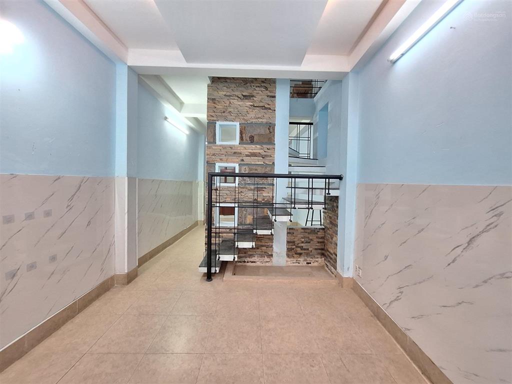 Khu vip bau cát tân bình cách 1 căn ra hẻm xe tải  3 tầng  giá chỉ 4.86 tỏi.