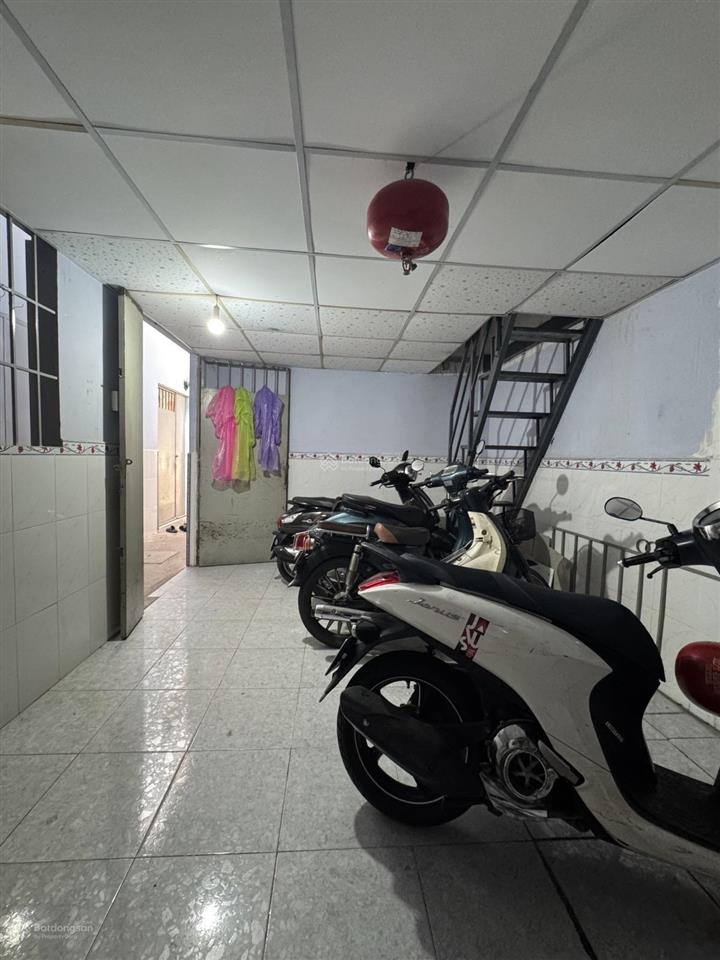 Dãy trọ hxh 8m 189m2 full phòng quanh năm dòng tiền gần 300tr/năm chỉ 16 tỷ