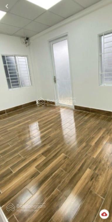 Nhà 3 tầng đường âu cơ. quận 11. đường xe tải 10m. mà chỉ 6. x tỷ