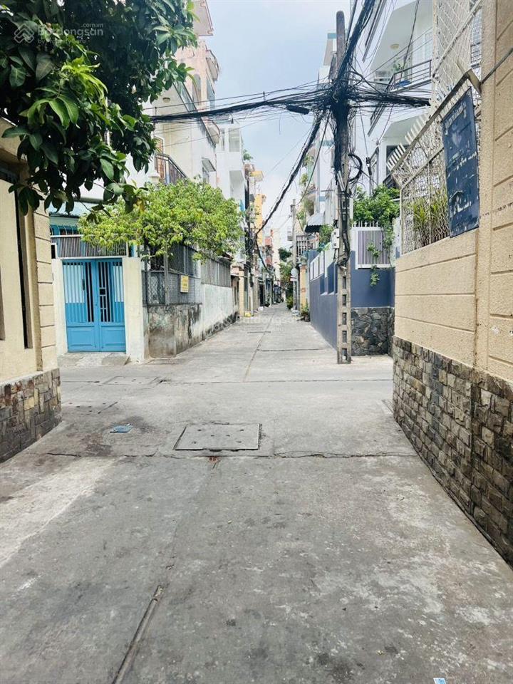 Nhà 2 tầng, hẻm xe hơi đường lê đại hành (5m x 12m) trung tâm quận 11. giá 6.x tỷ