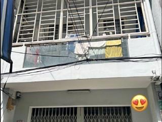 Chỉ 4 tỷ có ngay căn nhà trung tâm quận 11. đường 3/2, ngang 4m, sổ hồng riêng