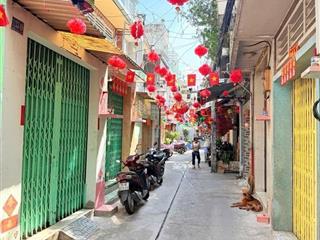 Hơn 4 tỷ xíu có ngay căn nhà 3 tầng. đường 3 tháng 2.quận 11