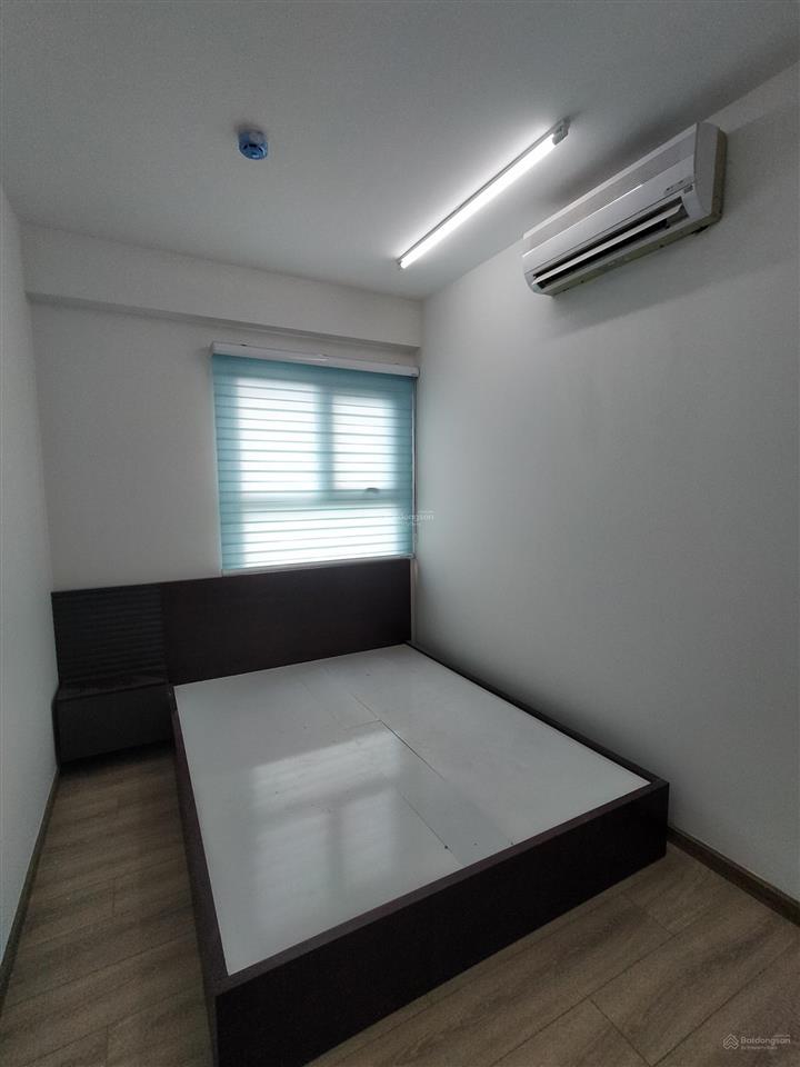 Chủ cần tiền bán gấp 2pn 2wc 67m2 hướng đông mát mẻ nhà đang có hd thuê