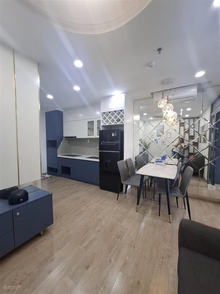 Cho thuê studio full nội thất 5tr/ tháng. có máy lạnh 4.5tr