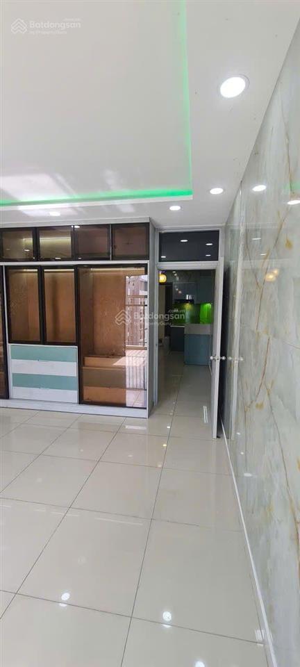 Cho thuê studio full nội thất 5tr/ tháng. có máy lạnh 4.5tr