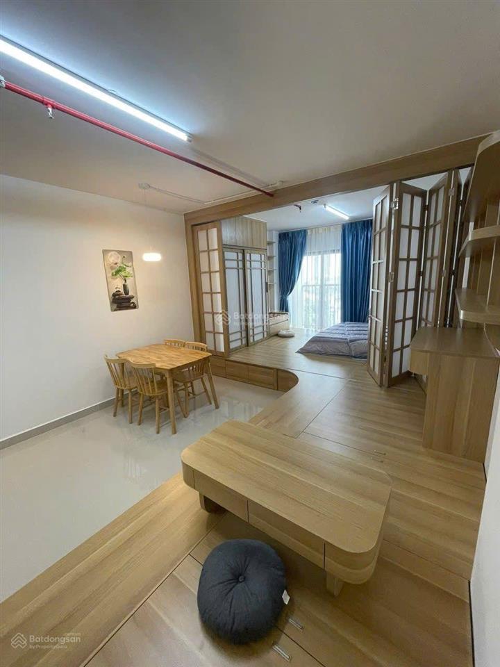 Bán căn studio 47m² block c 1 tỷ 650 full nội thất  0901 018 ***