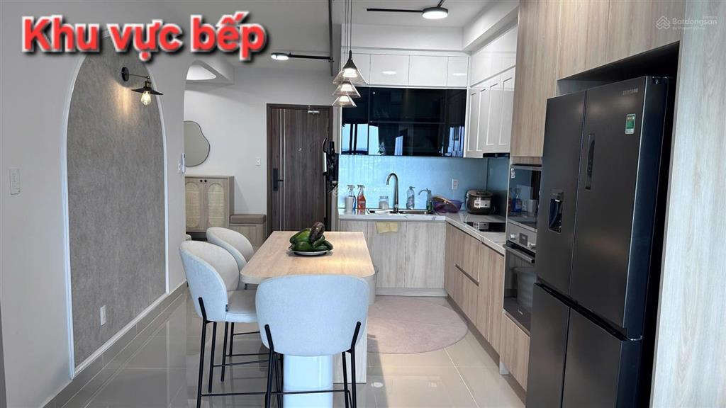 Bán căn 3pn2wc có 2 ban công full nội thất chỉ 2 tỷ 900 sổ sẵn. alo 0901 018 ***