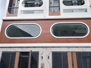 Nhà mới xây  đường tây lân, btđ, bình tân  hẻm xe hơi đỗ trước nhà  3 lầu  5pn  12tr