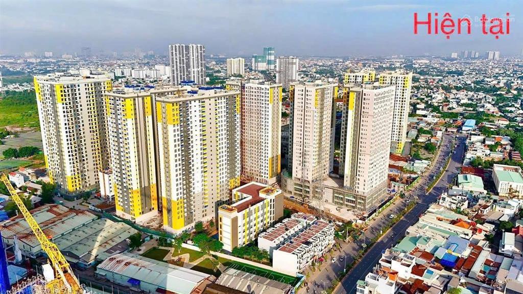 Nhà phố 1 trệt 4 lầu sổ hồng riêng tại dĩ an