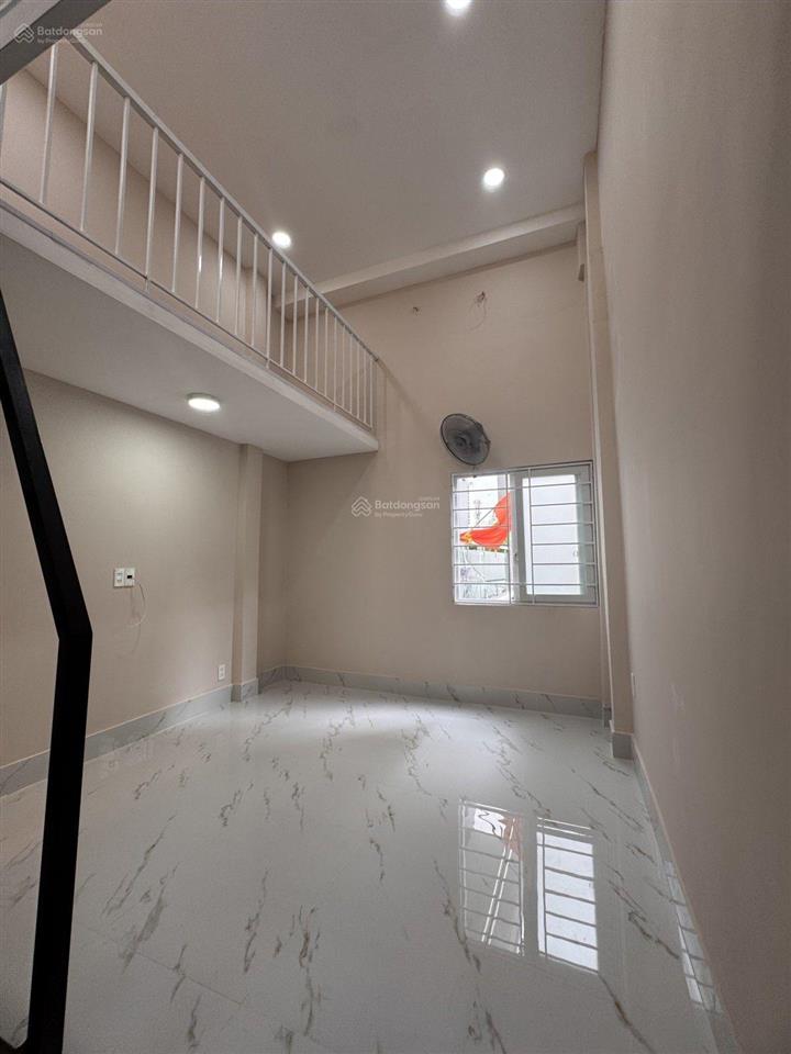 Nhà quận 11 ngay cây gõ, hồng bàng hxh 4.5m chỉ hơn 2 tỷ xíu