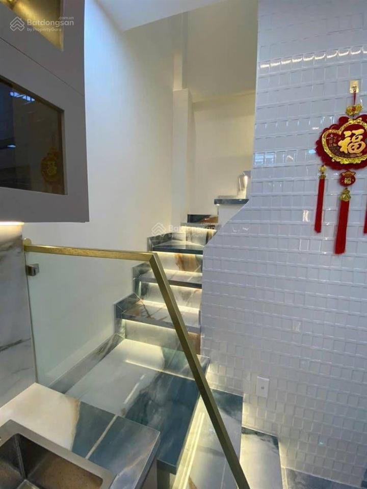 Nhà đẹp quận 6 nhỉnh 4 tỷ 23m 2 tầng tặng full nội thất ở ngay