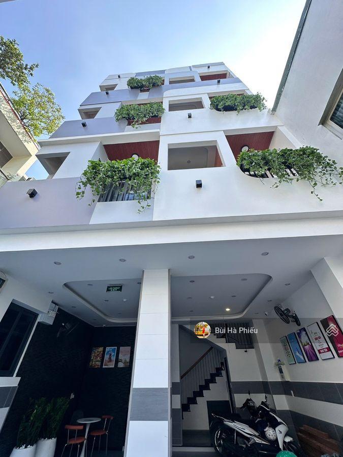 Tòa nhà 14 chdv góc 3 mt 100m2 cao thắng  kế hà đô centrosa quận 10  dòng tiền 130tr/th thang máy