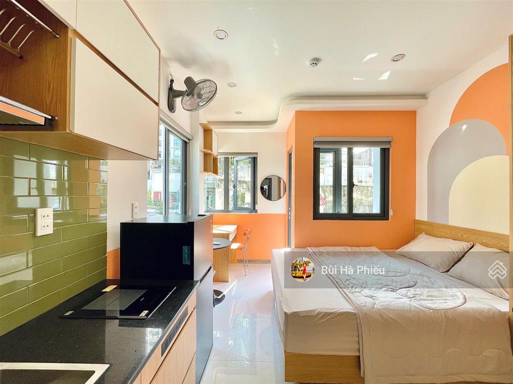 Tòa nhà 14 chdv góc 3 mt 100m2 cao thắng  kế hà đô centrosa quận 10  dòng tiền 130tr/th thang máy