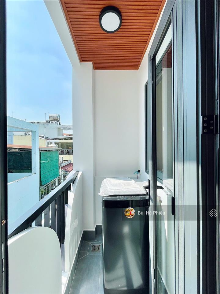 Tòa nhà 14 chdv góc 3 mt 100m2 cao thắng  kế hà đô centrosa quận 10  dòng tiền 130tr/th thang máy