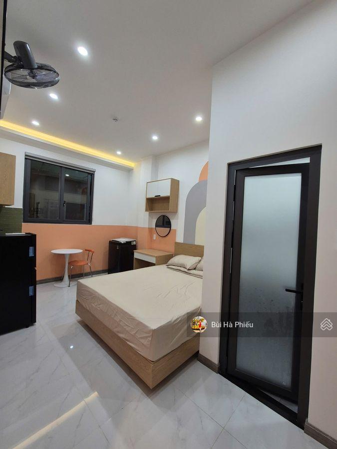 Tòa nhà 14 chdv góc 3 mt 100m2 cao thắng  kế hà đô centrosa quận 10  dòng tiền 130tr/th thang máy