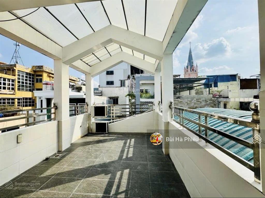 Bán chdv 7pn  5 tầng hai bà trưng q1 nhà thờ tân định  thang máy  dòng tiền 680tr/năm  17.9 tỷ