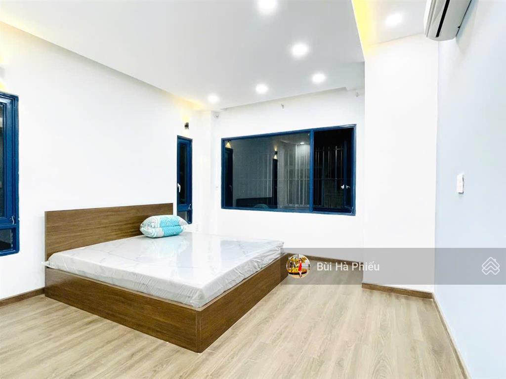 Bán nhà mặt tiền trần hữu trang , phú nhuận  ngang 6m  hầm + thang máy + hồ bơi  chỉ 16.9 tỷ