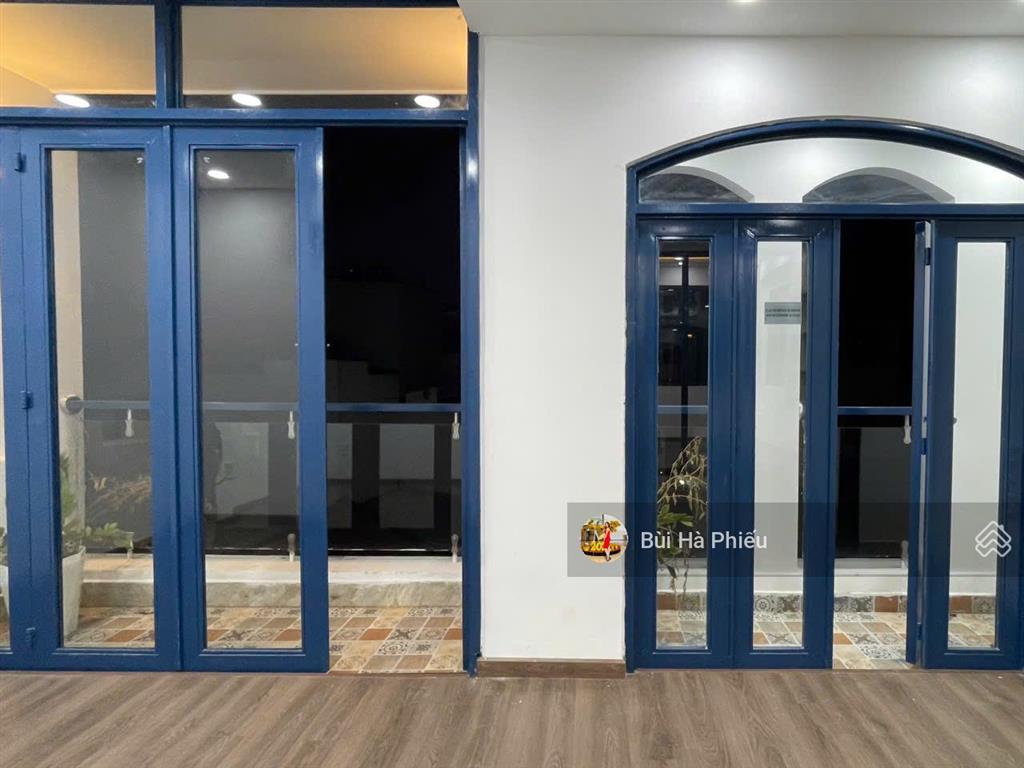 Bán nhà mặt tiền trần hữu trang , phú nhuận  ngang 6m  hầm + thang máy + hồ bơi  chỉ 16.9 tỷ