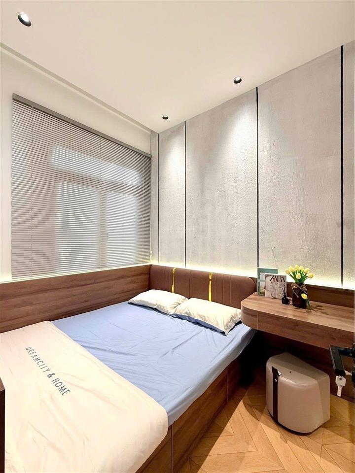 Bán nhà mở clinic  spa ngang 6.05m hxh thích quảng đức, phú nhuận  nở hậu  full nội thất 7.2 tỷ
