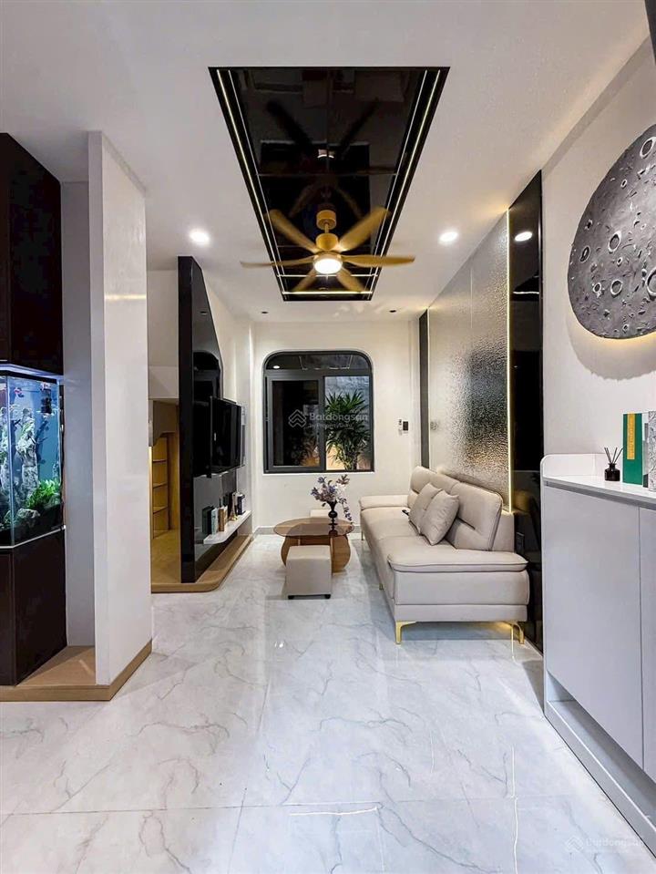 Bán nhà mở clinic  spa ngang 6.05m hxh thích quảng đức, phú nhuận  nở hậu  full nội thất 7.2 tỷ