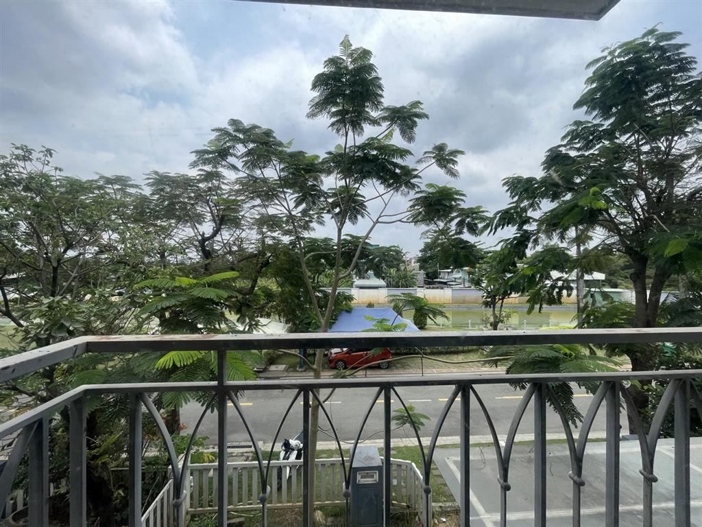 Bán nhà phố rosita khang điền 7x23m view thoáng mát  nhà thô  11 tỷ ( tl ) sổ hồng riêng