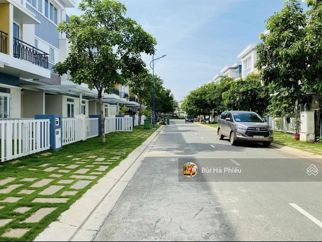 Bán nhà phố rosita khang điền 7x23m view thoáng mát  nhà thô  11 tỷ ( tl ) sổ hồng riêng