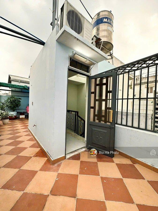 Nhà nguyễn đình chiểu q3  46m2  nở hậu 5.8m  3 tầng  50m ra mt  8.5 tỷ