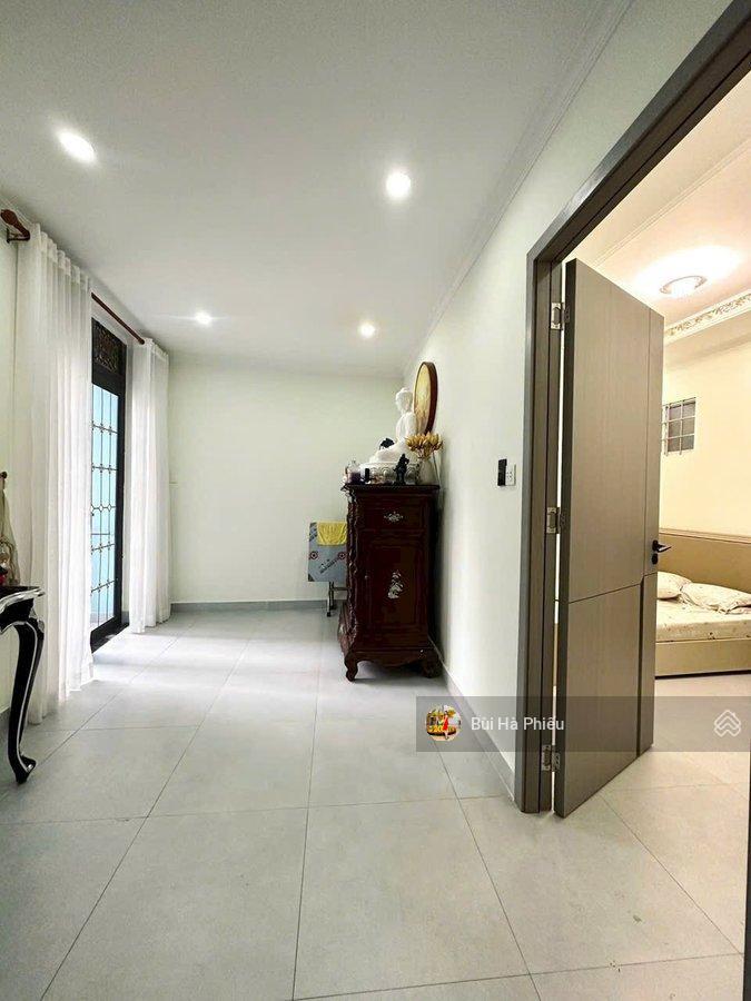 Nhà nguyễn đình chiểu q3  46m2  nở hậu 5.8m  3 tầng  50m ra mt  8.5 tỷ