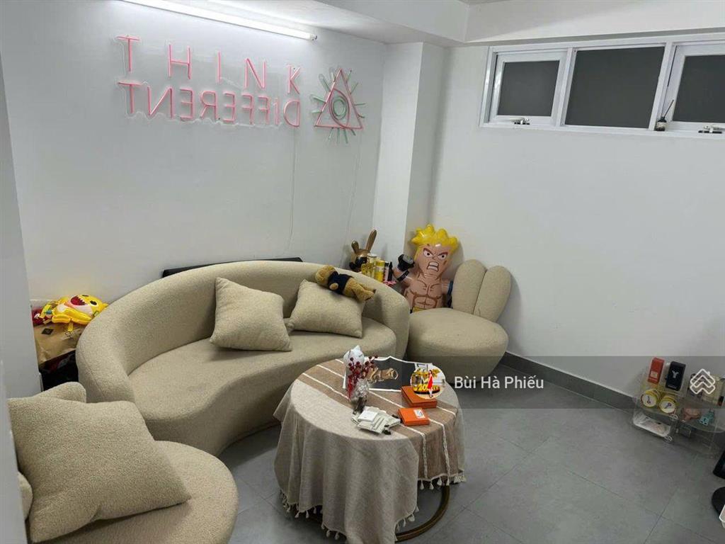 10 tỷ sở hữu nhà quận 1  cống quỳnh  7pn  gần coopmart  dòng tiền cao airbnb / chdv