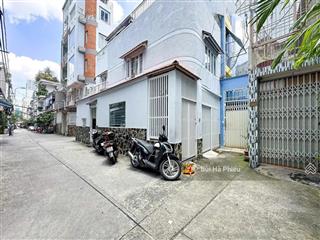 Q1 hiếm 8.45 tỷ  lô góc trần hưng đạo  hẻm ô tô thông  an ninh, sổ hồng sạch công chứng ngay