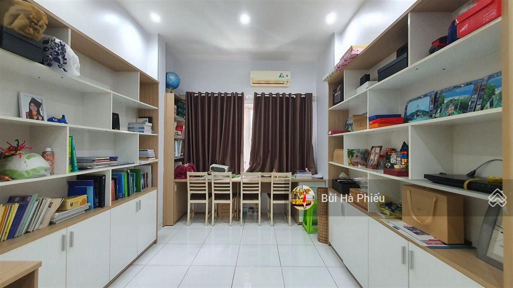 Bán nhà 5 tầng  đa kao quận 1  nguyễn văn thủ  võ thị sáu  62m2  6pn  chdv airbnb  hẻm oto