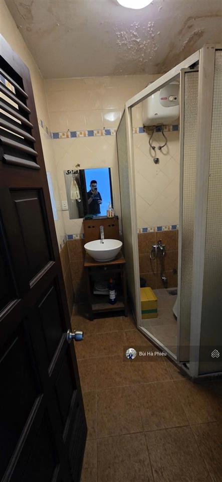 Mặt bằng văn phòng/ shop / spa 60m2 có sân  cư xá ngân hàng q7  ngay trục lâm văn bền