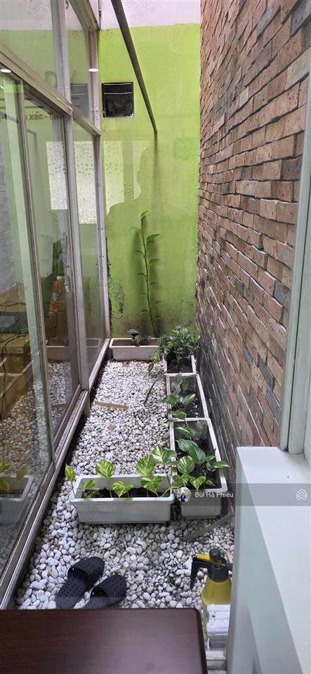 Mặt bằng văn phòng/ shop / spa 60m2 có sân  cư xá ngân hàng q7  ngay trục lâm văn bền
