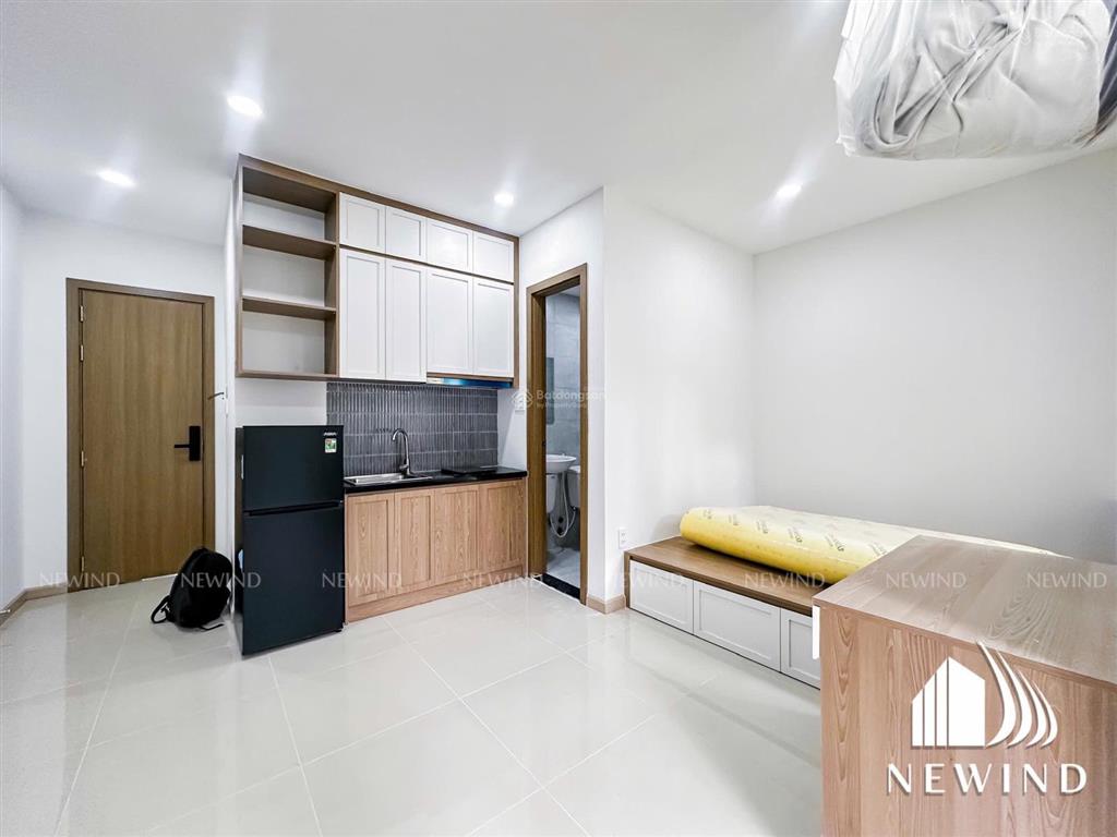 Studio cửa sổ, ban công ở lê văn lương chợ phước kiển, pv gas, làng đh khu b, đh tôn đức thắng