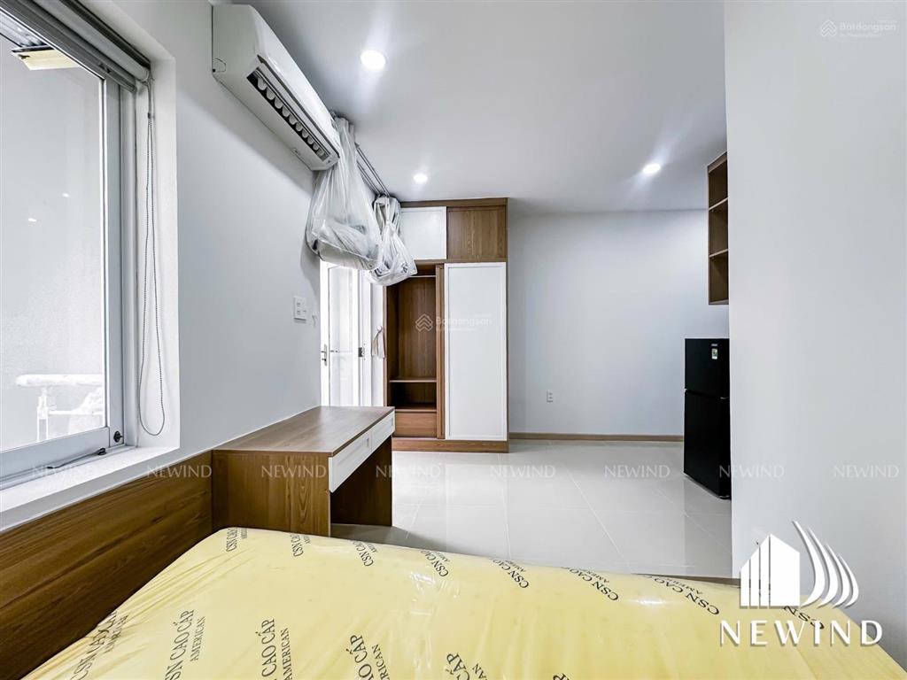 Studio cửa sổ, ban công ở lê văn lương chợ phước kiển, pv gas, làng đh khu b, đh tôn đức thắng