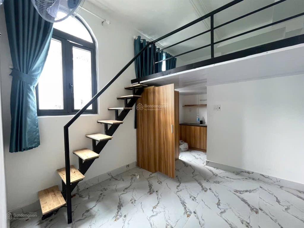 Bán toà nhà hxh chdv 29p mới xây ở chợ phạm văn hai  lê văn sỹ  dòng tiền 2 tỷ / năm  ngang 9,5m