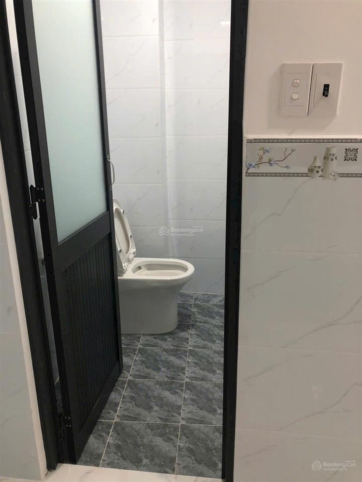 Nhà đẹp mặt tiềndt62m2 2tầngnở hậu đường ôtô tránh nhaugần bv lê văn thịnh, q.2chỉ 6,8 tỷ