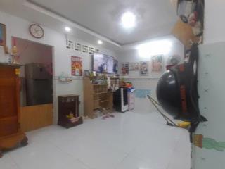 Nhà 2 tầng btct  xe hơi đỗ cổng vuông vắn  shr  hoàn công chuẩn  sát bên lê văn thịnh  3.25 tỷ