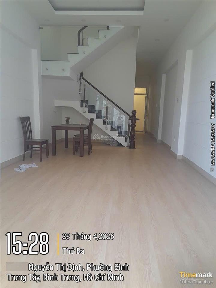 Hxh quay đầu đ. nguyễn thị định nhà 3tầng  dt61m siêu vuông vắn  p.b.t.tâyquận 2 chỉ 6,8 tỷ