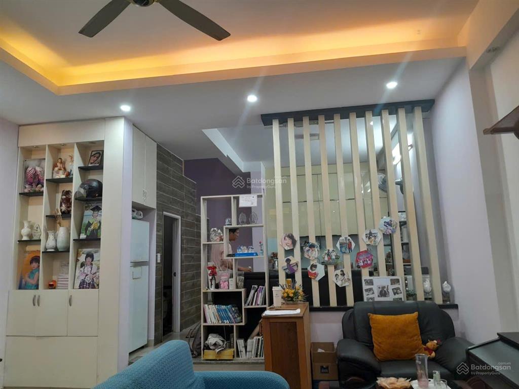 Cho thuê nhà 3 tầng full nội thất ở ngay, 4pn, dt sàn 122,8m², bình trưng tây, quận2, chỉ 12 triệu